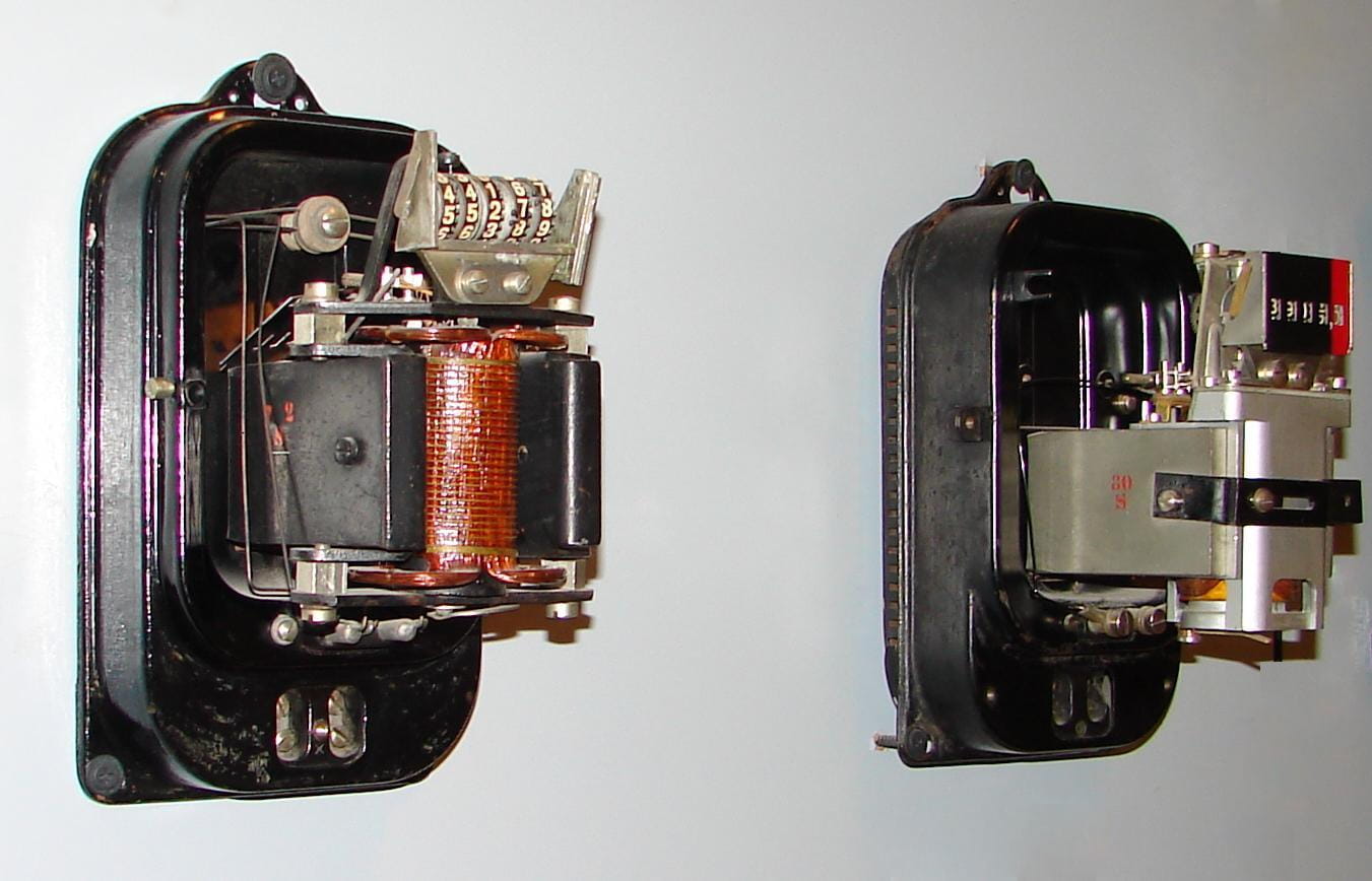 Zdjęcia starego licznika energii elektrycznej